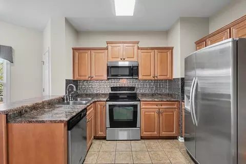 Kitchen - 3037 Brookside Path, Murfreesboro, TN 37128 photo 2 of 3