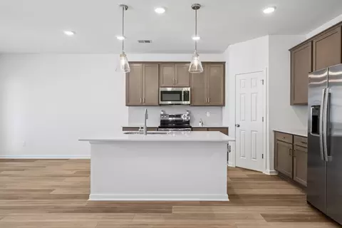 2900 Suzanne Landon Dr #J4, Murfreesboro, TN 37130