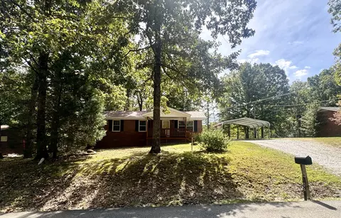 106 Oak Hill Dr, Waverly, TN 37185