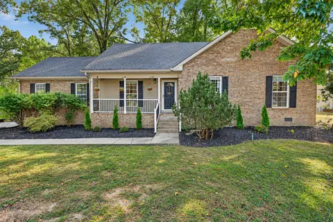 1083 Archer Dr, White House, TN 37188