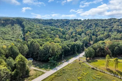 399 Sr Hwy, Palmer, TN 37365