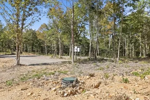 468 Streamside Dr, Dover, TN 37058 photo 15