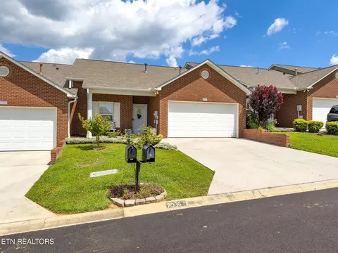 7036 High Alpine Ln, Knoxville, TN 37918