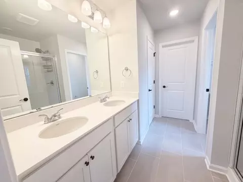 Bath - 133 Timber Crest Trl, White Bluff, TN 37187 photo 2 of 2