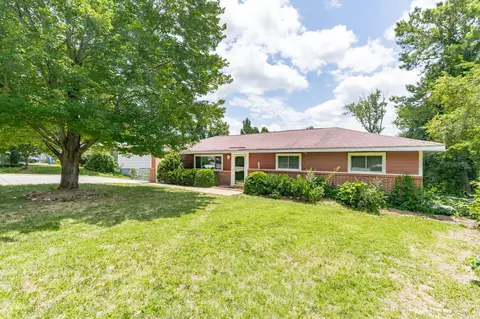 3914 Forest Highland Dr, Chattanooga, TN 37415