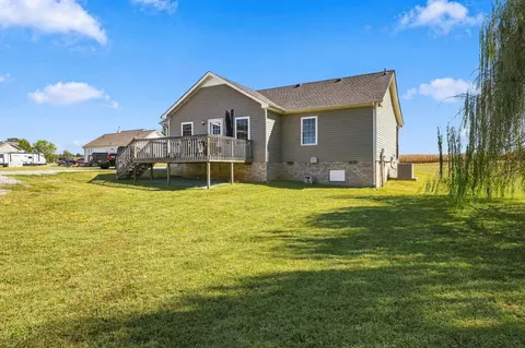 4436 John Farmer Rd, Cedar Hill, TN 37032