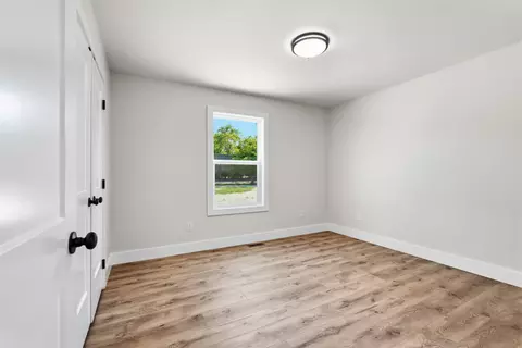 Bedroom - 593 Doyle St, Doyle, TN 38559 photo 6 of 6