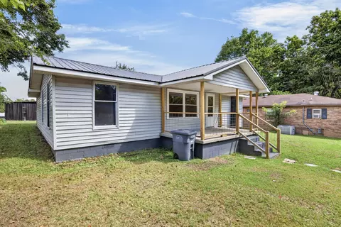 408 E Williams Ave, Monterey, TN 38574
