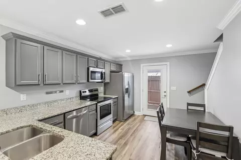Kitchen - 2506 E Main St #A5, Murfreesboro, TN 37127 photo 1 of 2