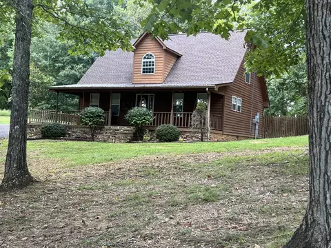 142 Hidden Hollow Rd, Burkesville, KY 42717