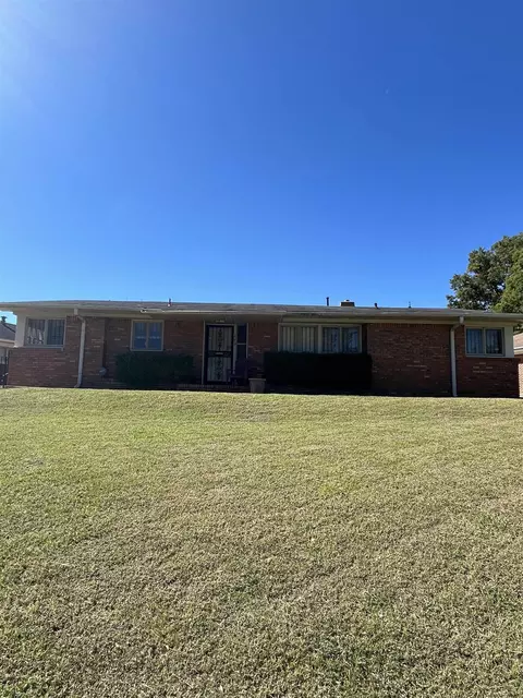 979 N Idlewild St, Memphis, TN 38107