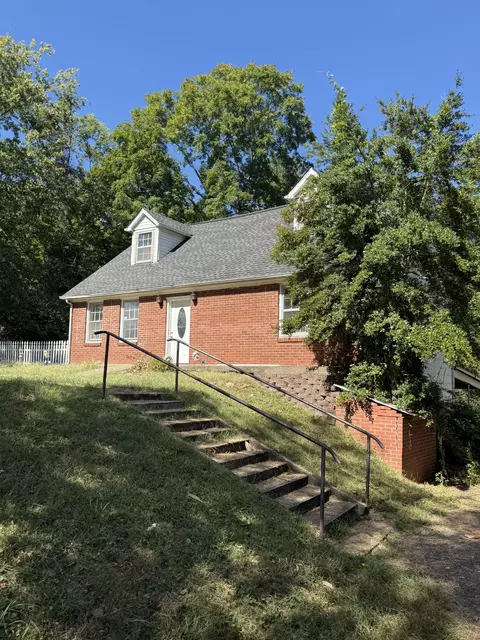 1509 Madison St, Clarksville, TN 37040