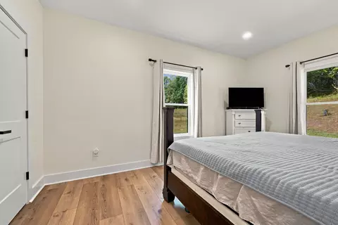 Bedroom - 112 Berry Rd, Dickson, TN 37055 photo 3 of 4