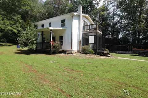 145 Apple Tree Dr, Oliver Springs, TN 37840