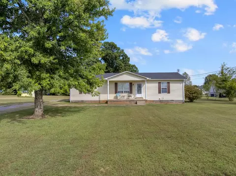 107 Cayenne Rd, Bell Buckle, TN 37020