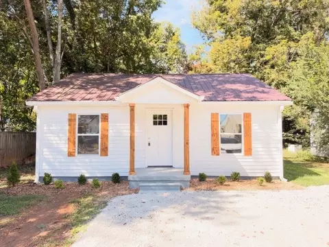 407 Laura Ave, Winchester, TN 37398