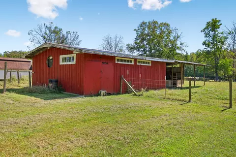 1683 Boynton Valley Rd, Manchester, TN 37355