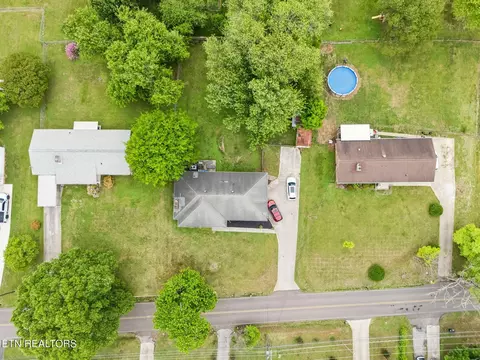 8012 Sharp Rd, Powell, TN 37849 photo 20