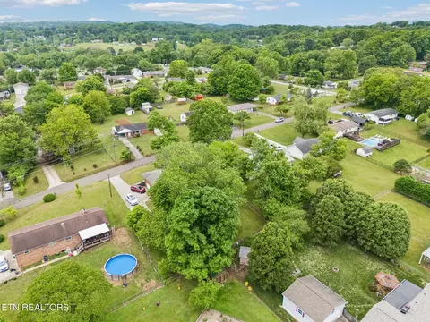 8012 Sharp Rd, Powell, TN 37849 photo 22