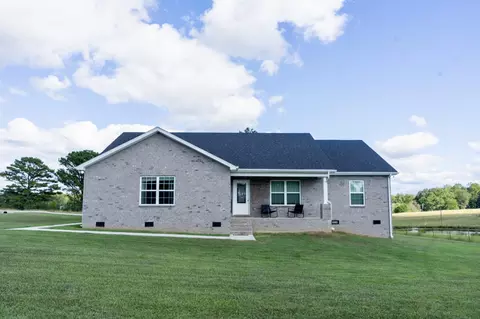 3 Browning Dr, Fayetteville, TN 37334