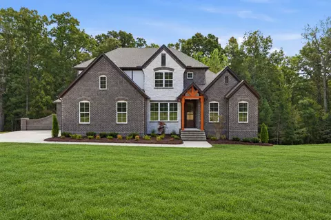 729 Mount Pleasant Rd, Kingston Springs, TN 37082