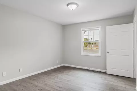 Bedroom - 809 Old Hickory Blvd, Jackson, TN 38305 photo 1 of 6