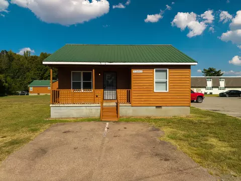 Exterior - 809 Old Hickory Blvd, Jackson, TN 38305 photo 2 of 2