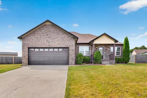 676 Crestone Ct, Clarksville, TN 37042
