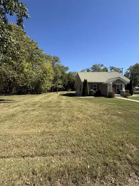 201 Dollar Ave, Portland, TN 37148