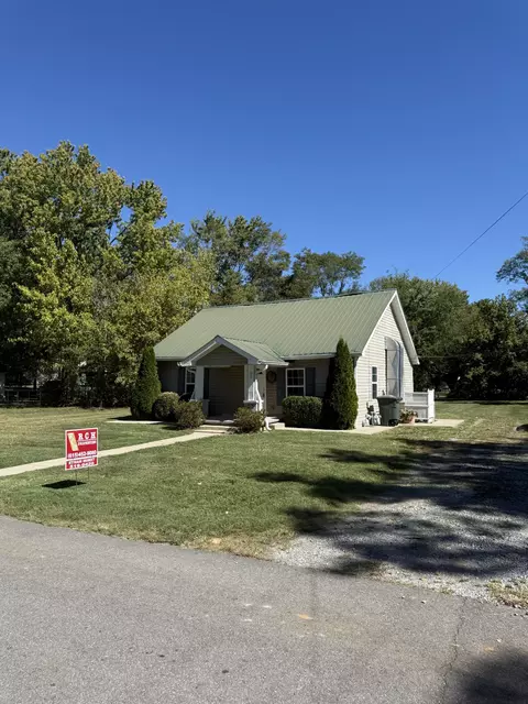 201 Dollar Ave, Portland, TN 37148