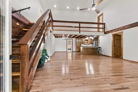 275 Harris Hollow Rd, Pleasant Shade, TN 37145