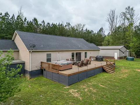 Exterior - 920 Mason Bates Bend Rd, Centerville, TN 37033 photo 7 of 24