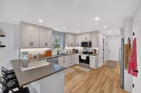 Kitchen - 8369 Bethlehem Rd, Springfield, TN 37172 photo 1 of 4