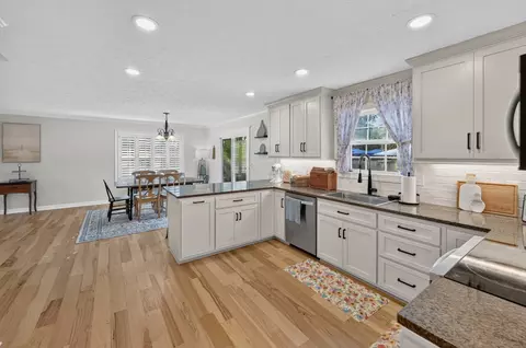 Kitchen - 8369 Bethlehem Rd, Springfield, TN 37172 photo 3 of 4