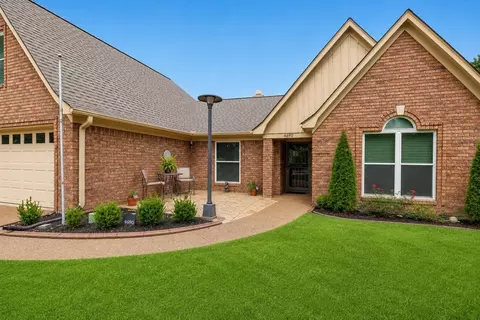 4690 Shadow Tree Cv, Arlington, TN 38002