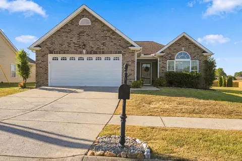 1472 Standish Dr, Lebanon, TN 37087