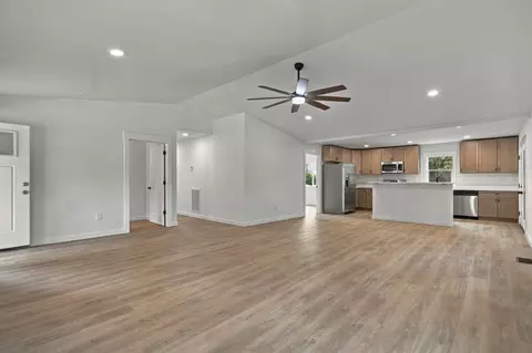 463 Woodland Rd, Hohenwald, TN 38462