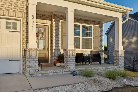 Exterior - 821 Els Ct, Spring Hill, TN 37174 photo 4 of 12