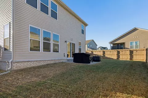 Exterior - 821 Els Ct, Spring Hill, TN 37174 photo 9 of 12