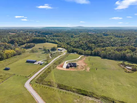 View/Area - 986 E Pin Hook Rd, Sparta, TN 38583 photo 15 of 16