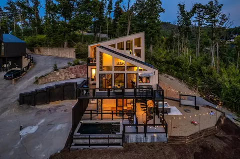 2343 Headrick Lead, Sevierville, TN 37862