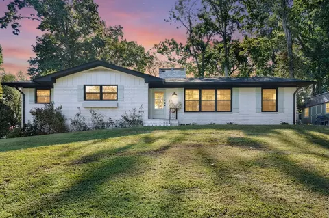 3614 Crestwood Dr NW, Cleveland, TN 37312