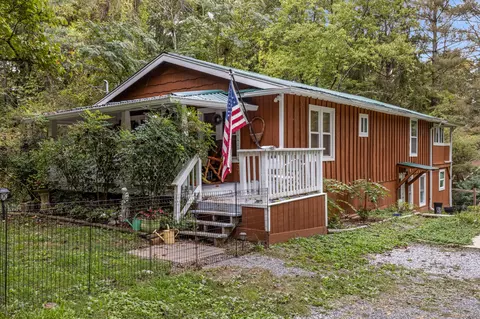 5000 Sawyer Rd, Signal Mountain, TN 37377