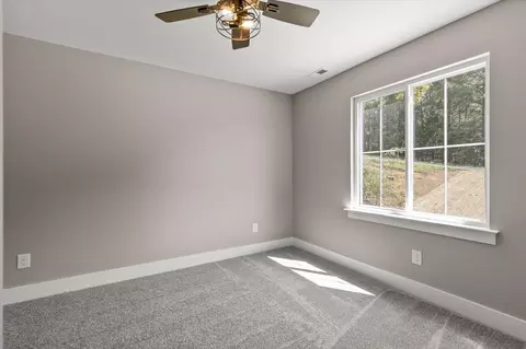 Bedroom - 123 Cherokee Ridge Dr, Ocoee, TN 37361 photo 7 of 7