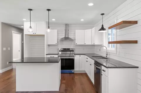 Kitchen - 123 Cherokee Ridge Dr, Ocoee, TN 37361 photo 3 of 4