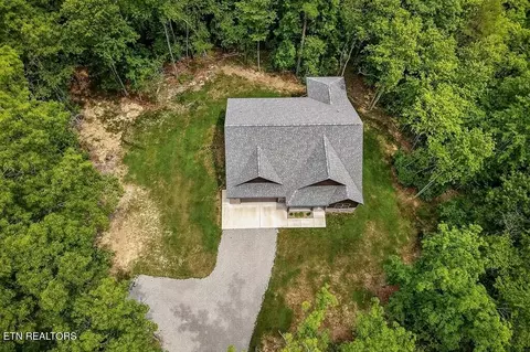 1507 E Overlook Rd, Monterey, TN 38574 photo 3