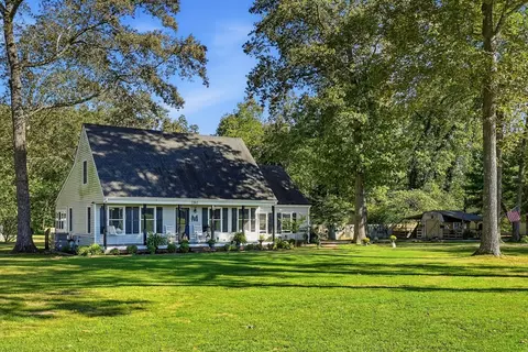 190 Hooper Rd, Smithville, TN 37166