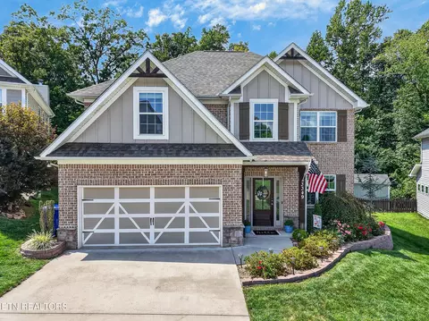 3349 Flagstaff Ln, Knoxville, TN 37931