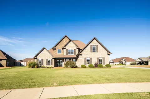 174 Long Leaf Dr, Medina, TN 38355