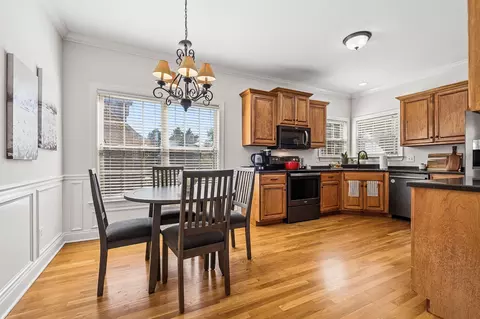 Dining - 2813 Wright Haven Ct, Murfreesboro, TN 37130 photo 3 of 4